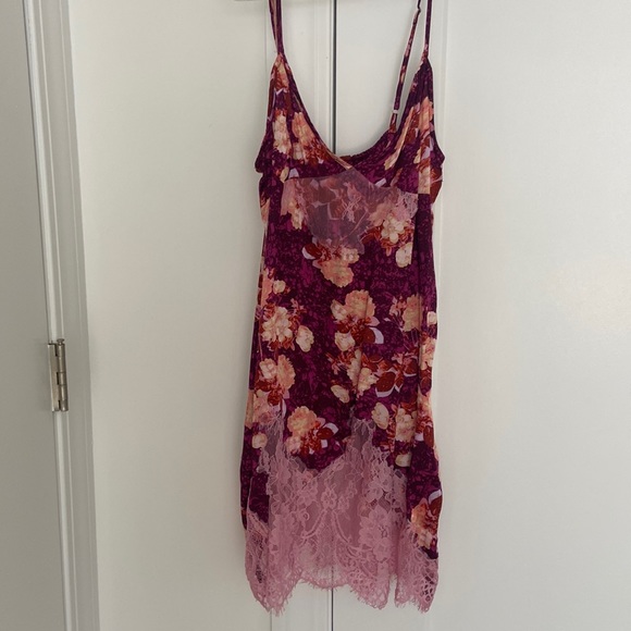 Free People Slip - Picture 1 of 6
